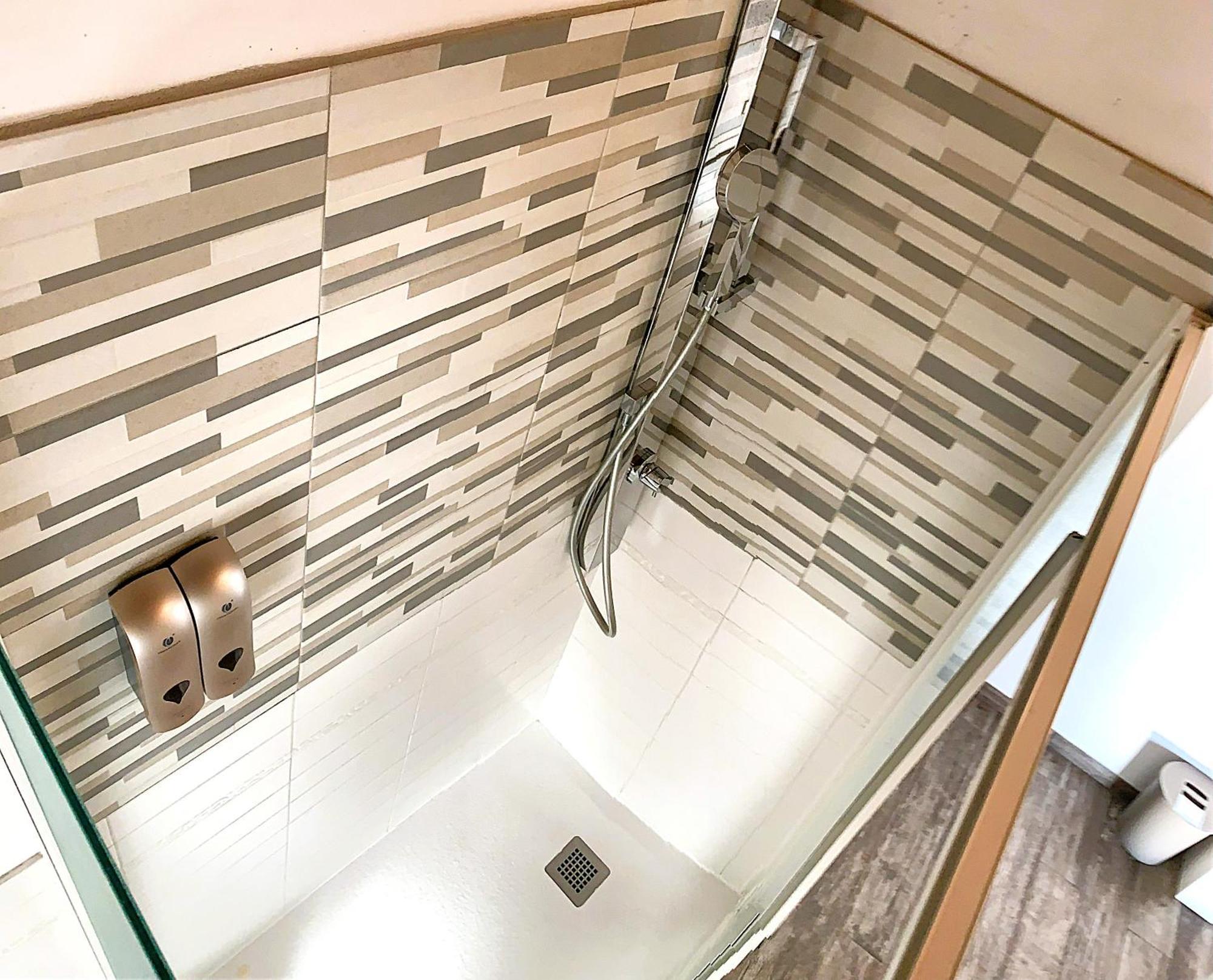 טסרה Villa Ai Tigli Venezia Guest House מראה חיצוני תמונה